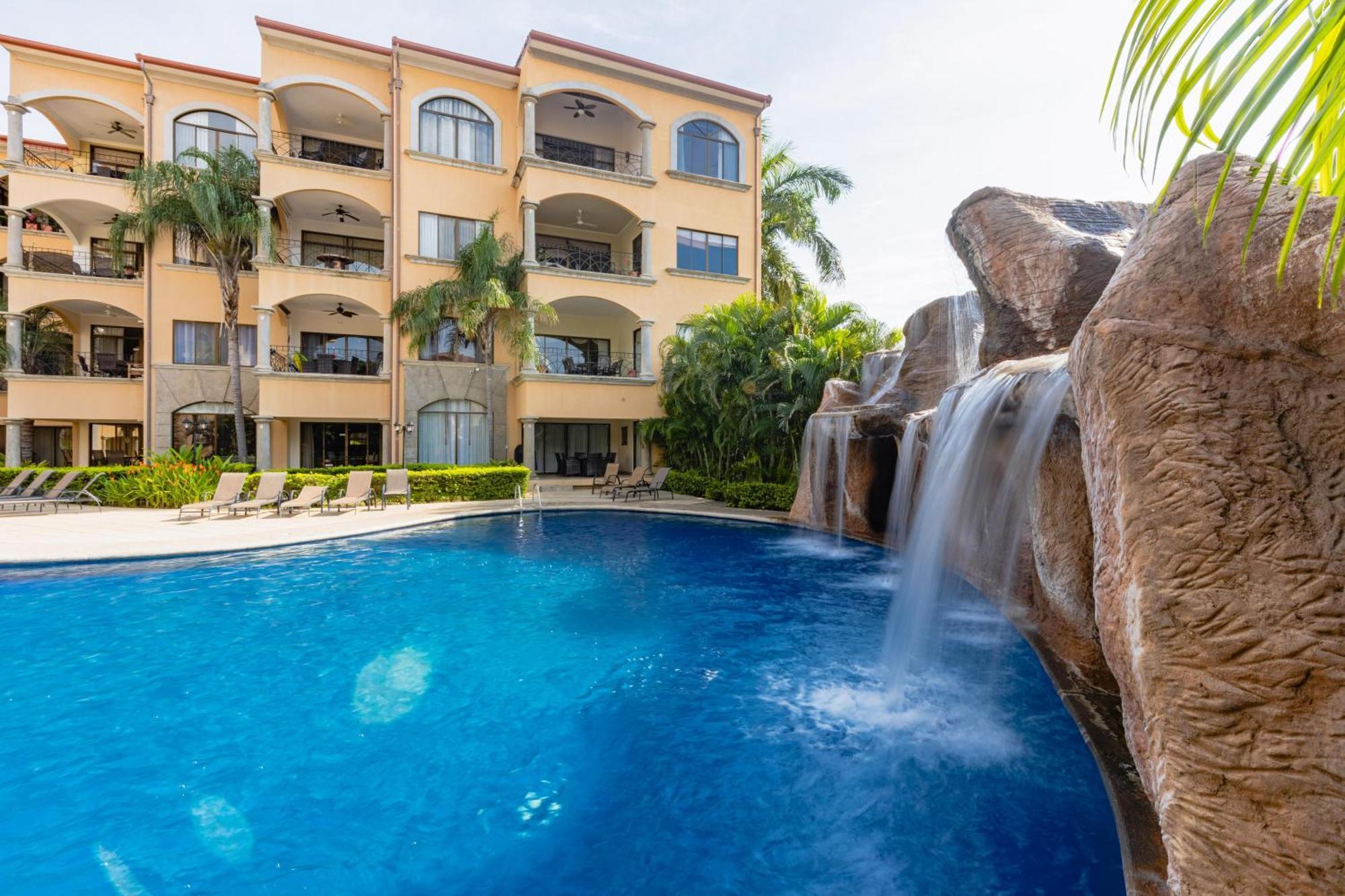 Sunrise 1- 3 Bedroom Poolside Condo Tamarindo Bagian luar foto