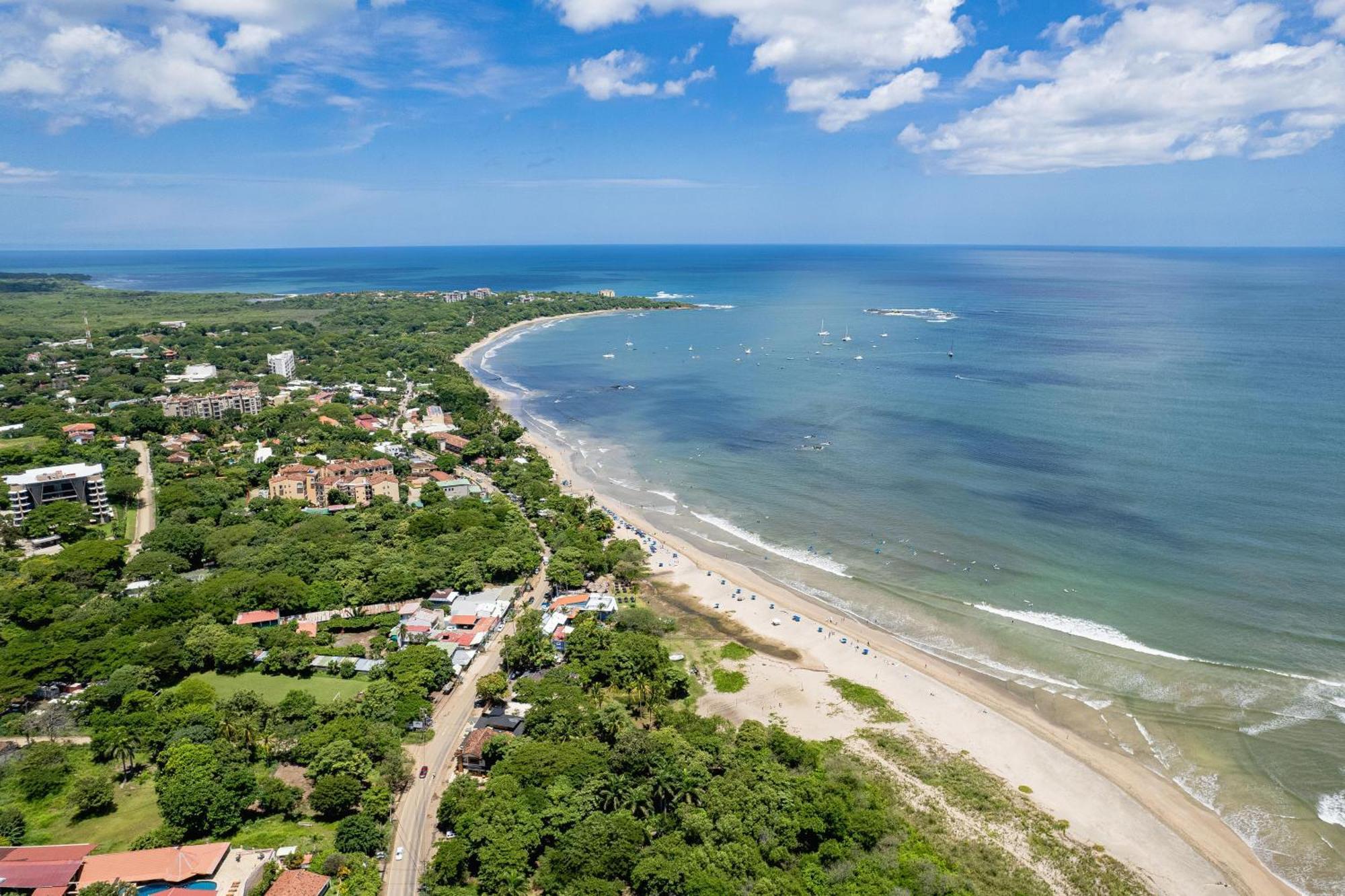 Sunrise 1- 3 Bedroom Poolside Condo Tamarindo Bagian luar foto